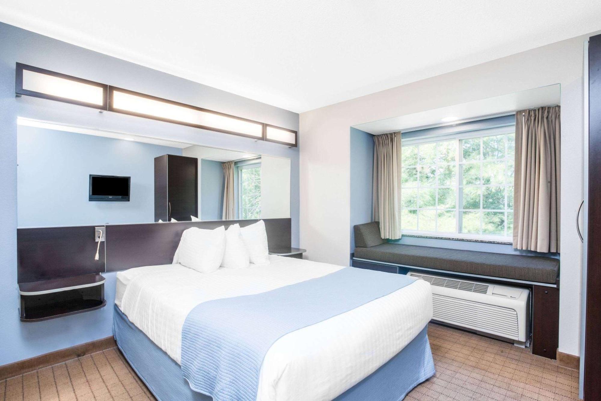 Microtel Inn & Suites Bath Exterior foto